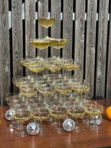 champagne toren